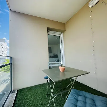 Casa Moderna *